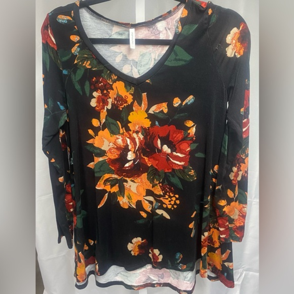 Popyoung, Floral shirt‎ tunic style, size large